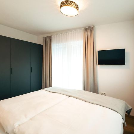 Alpenluxus Presents - Marias Zillertalblick With Roof Terrace, 3 Bedrooms & Parking Space Schlitters Exterior photo