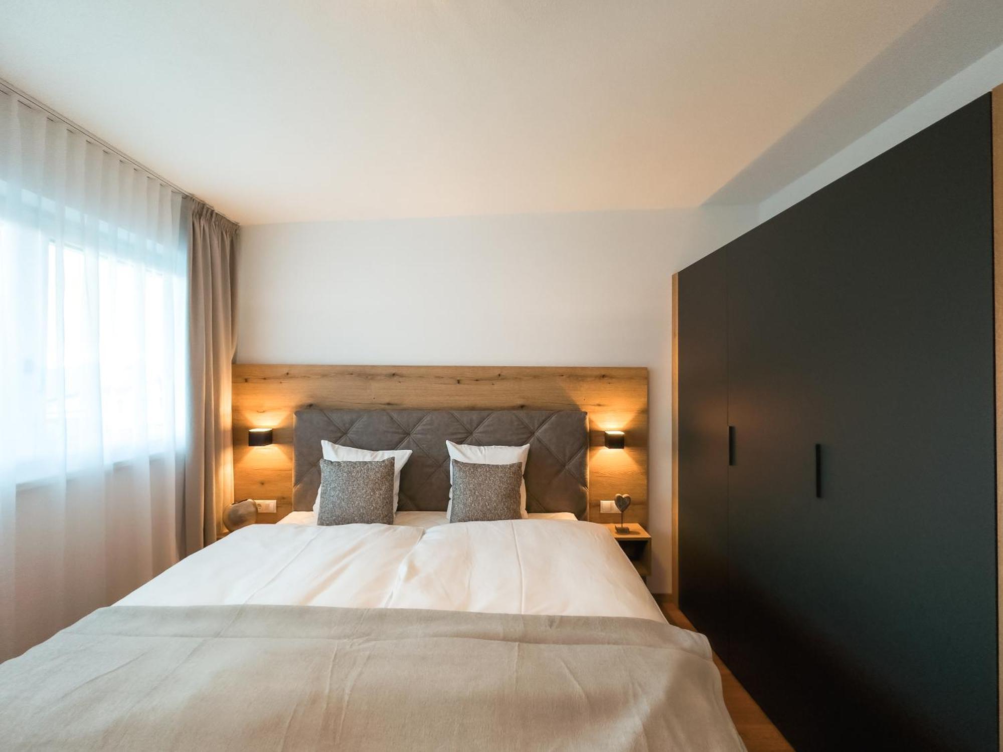 Alpenluxus Presents - Marias Zillertalblick With Roof Terrace, 3 Bedrooms & Parking Space Schlitters Exterior photo